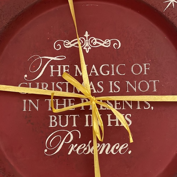 Adams & Co. Rustic Wood Holiday Plates - Picture 3 of 7